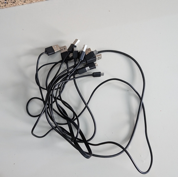 Bundle of 5 USB A - micro USB cords - Picture 4 of 4